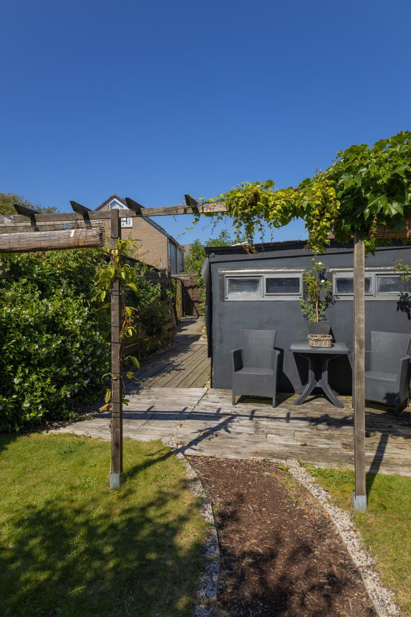 Bed & Breakfast 28 Appartement Met Prive Tuin Assen Exterior photo